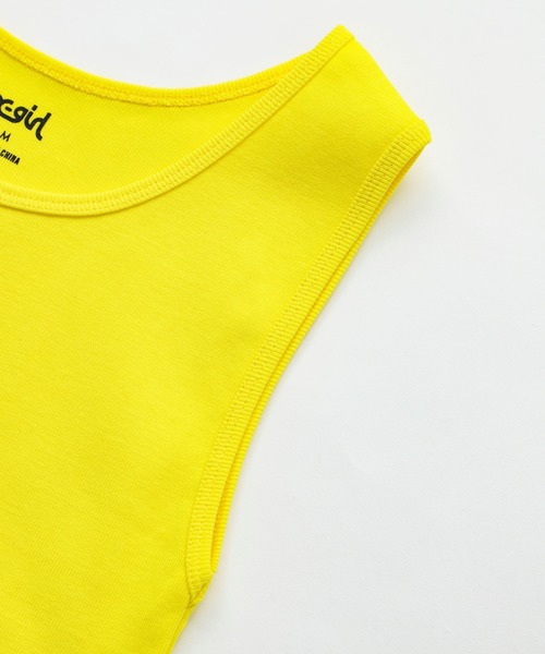 X-girl（エックスガール）の「LOGO TANK TOP（タンクトップ・レディース・ホワイト/ブラック/イエロー・S/M）」の6枚目の写真