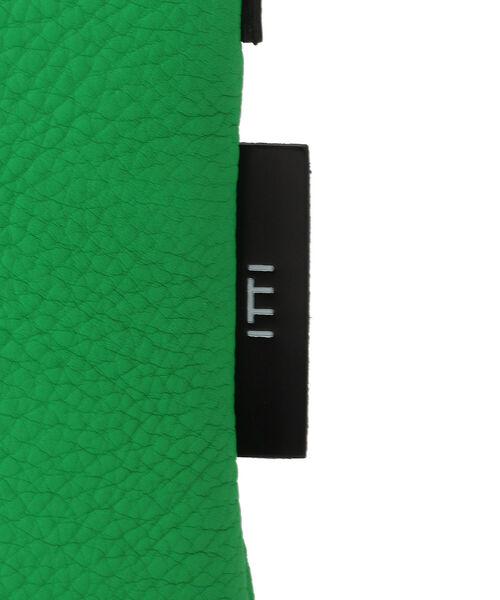 ITTI（イッチ）の「【ITTI/イッチ】別注MARY SACOCHEｰL DIPLO SKY/別注サコッシュ（ショルダーバッグ・メンズ・ブラック/グリーン・FREE）」の9枚目の写真