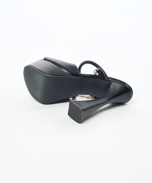 SPIRALGIRL(スパイラルガール)の「アンクルチェーンGossipサンダル(サンダル・レディース・グリーン/ブラック/ホワイト・MEDIUM/LARGE)」の17枚目の写真