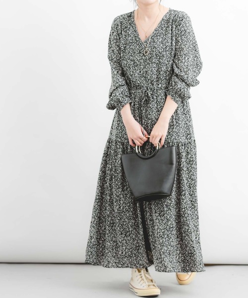 Wordtrobe(ワードトローブ)の「【wordtrobe】小花柄プリント ロングスリーブ ワンピース(ワンピース・レディース・ホワイト/ブラック/キャメル・FREE)」の15枚目の写真