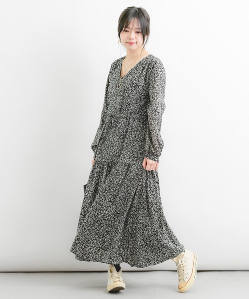 Wordtrobe(ワードトローブ)の「【wordtrobe】小花柄プリント ロングスリーブ ワンピース(ワンピース・レディース・ホワイト/ブラック/キャメル・FREE)」の14枚目の写真
