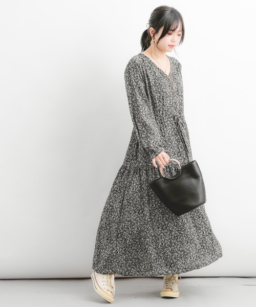 Wordtrobe(ワードトローブ)の「【wordtrobe】小花柄プリント ロングスリーブ ワンピース(ワンピース・レディース・ホワイト/ブラック/キャメル・FREE)」の13枚目の写真