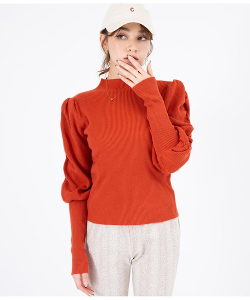 CHILLE（チル）の「ボトルネックパワーショルダートップスカットソー（ニット/セーター・レディース・オレンジ/アイボリー/ピンク・FREE）」の21枚目の写真