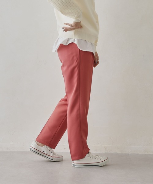 Chez toi(シェトワ)の「センタープレステーパードパンツ(その他パンツ・レディース・ブラック/カーキ/ピンク/ライム/グレイッシュベージュ・FREE)」の15枚目の写真