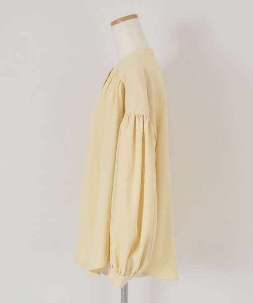 titivate（ティティベイト）の「ﾃﾞｻﾞｲﾝつけ襟付ﾌﾞﾗｳｽ（シャツ/ブラウス・レディース・オフホワイト/イエロー/ブラック・XS/S/M）」の15枚目の写真