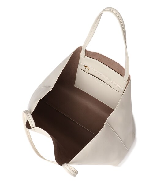 UNTITLED(アンタイトル)の「◆ライトシュリンクトート(トートバッグ・レディース・ブラック/ナチュラル・00)」の4枚目の写真