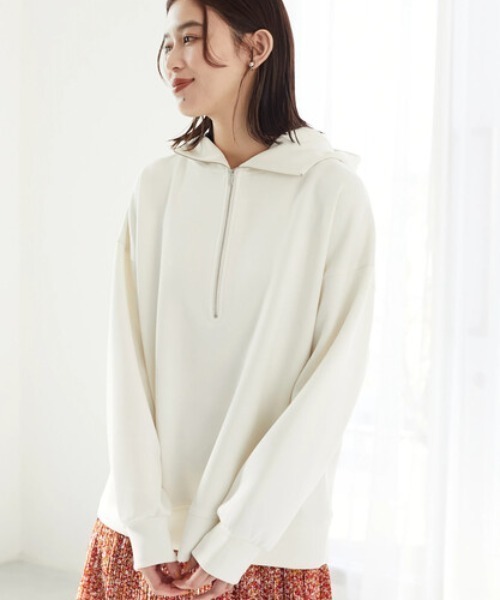 ELENCARE DUE（エレンカーレデュエ）の「・ELENCARE DUE ハーフZIPパーカー＊（パーカー・レディース・イエロー/グリーン/ブラック/オフホワイト・FREE）」の5枚目の写真