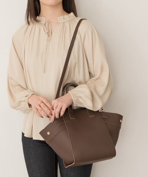 RODE SKO（ロデスコ）の「ミドルコロンバッグ（トートバッグ・レディース・ブラック/ダークブラウン/ホワイト系その他・ONE）」の14枚目の写真