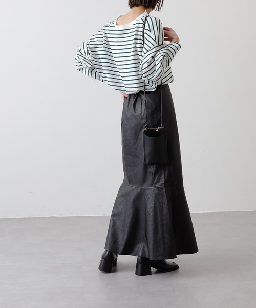 COLONY 2139（コロニートゥーワンスリーナイン）の「レザーライク切替マーメイドスカート（スカート・レディース・ブラック/アイボリー・FREE）」の4枚目の写真