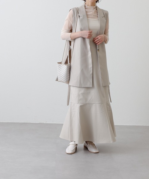 COLONY 2139（コロニートゥーワンスリーナイン）の「レザーライク切替マーメイドスカート（スカート・レディース・ブラック/アイボリー・FREE）」の17枚目の写真