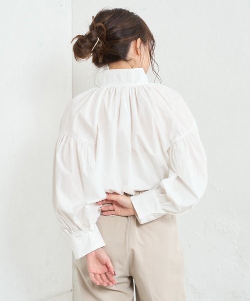 PUAL CE CIN（ピュアルセシン）の「【Du noir】スタンドカラーブラウス（シャツ/ブラウス・レディース・ブラック/オフホワイト/サックスブルー・FREE）」の5枚目の写真