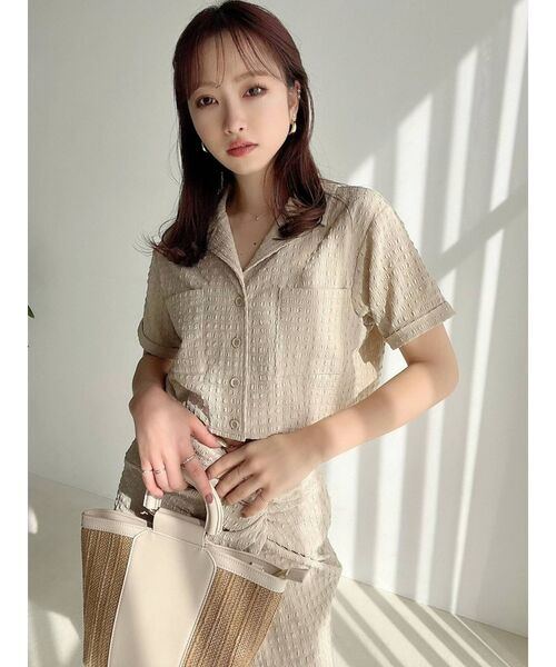 RESEXXY(リゼクシー)の「ハーフスリーブクロップドシャツ【セットアップ着用可能】(シャツ/ブラウス・レディース・その他1/ブラック/ベージュ・FREE)」の16枚目の写真