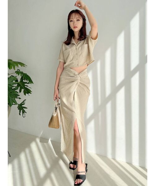 RESEXXY(リゼクシー)の「ハーフスリーブクロップドシャツ【セットアップ着用可能】(シャツ/ブラウス・レディース・その他1/ブラック/ベージュ・FREE)」の19枚目の写真