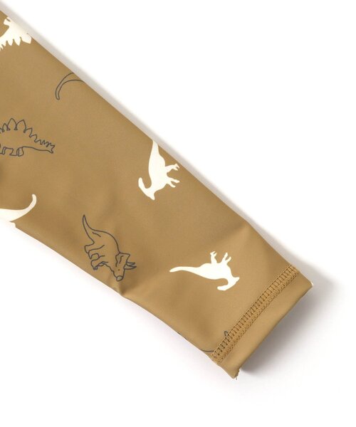 Ampersand（アンパサンド）の「ラッシュガード(男児)_UVカット（ラッシュガード・キッズ・ブラック/カーキ/ブルー/キャメル・90/100/110/120/80/130/140）」の6枚目の写真