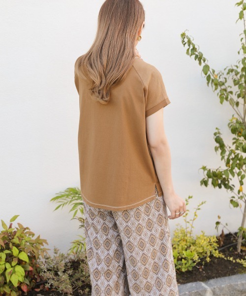 Bab（バブ）の「【USAコットン】【接触冷感・UVカット】プチハイネックカットソー（Tシャツ/カットソー・レディース・チャコールグレー/ブラック/ベージュ/オフホワイト/グリーン/モカ・FREE）」の15枚目の写真