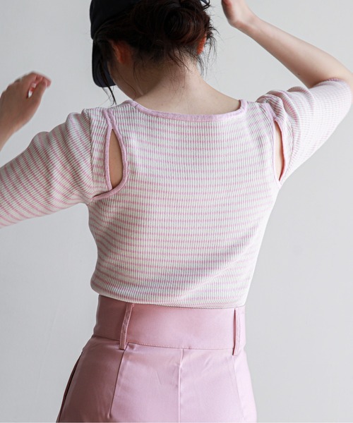 feepur（フェピュール）の「【ハンドウォッシャブル】カッティングショルダーハーフスリーブリブニット（ニット/セーター・レディース・ホワイト×ブラック/オレンジ/ホワイト×ピンク/オフホワイト/ブラック・MEDIUM）」の19枚目の写真