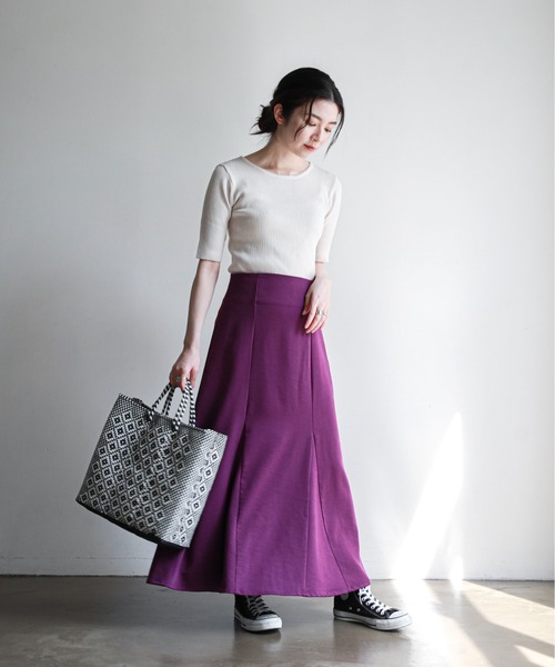 feepur（フェピュール）の「【ハンドウォッシャブル】カッティングショルダーハーフスリーブリブニット（ニット/セーター・レディース・ホワイト×ブラック/オレンジ/ホワイト×ピンク/オフホワイト/ブラック・MEDIUM）」の22枚目の写真