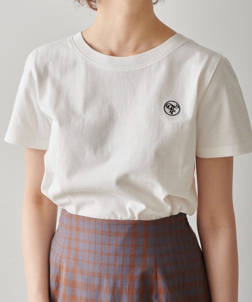 FREE'S MART（フリーズマート）の「◆ワンポイント刺繍ロゴTシャツ（Tシャツ/カットソー・レディース・ホワイト/ブラック/ピンク・FREE）」の2枚目の写真