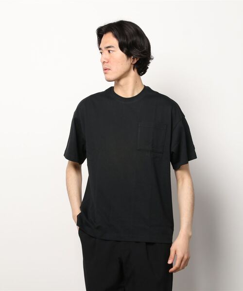 adidas（アディダス）の「アディダス adidas BOSロゴ ワッペンTシャツ（Tシャツ/カットソー・メンズ・ホワイト/ブラック/ベージュ・M/S/L/LL/3L）」の2枚目の写真