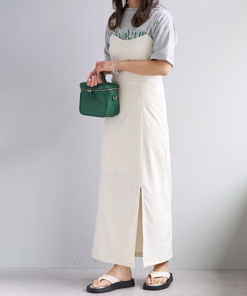natural couture（ナチュラルクチュール）の「着こなし次第で自由自在 サイドスリットキャミワンピース（ワンピース・レディース・アイボリー/ブラック/グレイッシュベージュ・FREE）」の19枚目の写真
