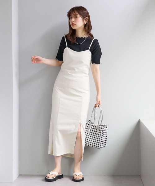 natural couture（ナチュラルクチュール）の「着こなし次第で自由自在 サイドスリットキャミワンピース（ワンピース・レディース・アイボリー/ブラック/グレイッシュベージュ・FREE）」の13枚目の写真