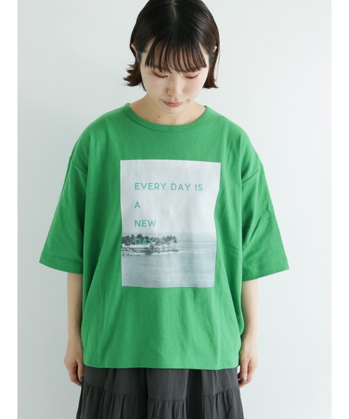 sm2rhythm（サマンサモスモスリズム）の「リサイクル天竺プリントTシャツ（Tシャツ/カットソー・レディース・ホワイト/ベージュ/グリーン/ブルー・ﾌﾘ-）」の11枚目の写真