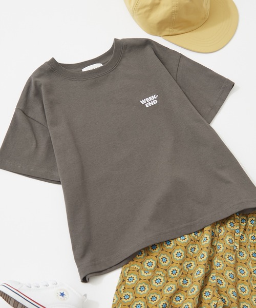 CIAOPANIC TYPY（チャオパニックティピー）の「▽【KIDS】OSOROフェードカラーロゴ刺繍TEE（Tシャツ/カットソー・キッズ・ホワイト/チャコールグレー/パープル/サックスブルー/ピンク/イエロー・SMALL/MEDIUM/LARGE/X-LARGE/XX-LARGE）」の3枚目の写真