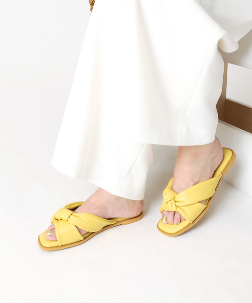 B.C STOCK（ベーセーストック）の「ノットサンダル（サンダル・レディース・ホワイト/ブラック/ピンク/イエロー・MEDIUM/LARGE/SMALL）」の3枚目の写真