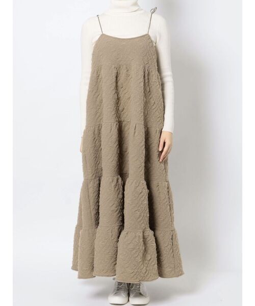 merry jenny（メリージェニー）の「cloudティアードキャミワンピース（ワンピース・レディース・アイボリー/ブラック/ベージュ・FREE）」の11枚目の写真