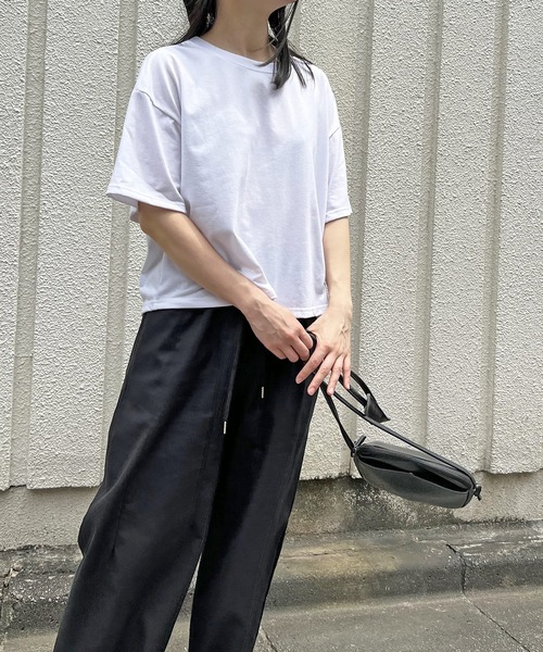 Jewelobe(ジュエローブ)の「バックカットオフTシャツ(Tシャツ/カットソー・レディース・ホワイト/ブラック/ベージュ・FREE)」の15枚目の写真