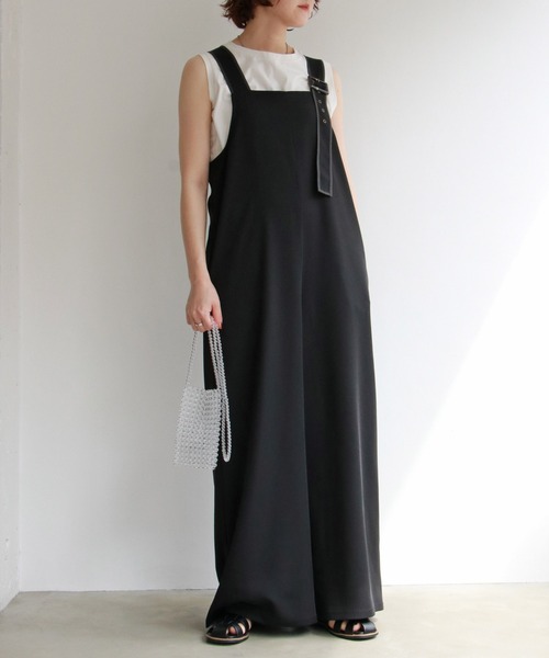 notch.(ノッチ)の「アシメトリーサロペット(サロペット/オーバーオール・レディース・ブラック/ベージュ・TM/M)」の11枚目の写真