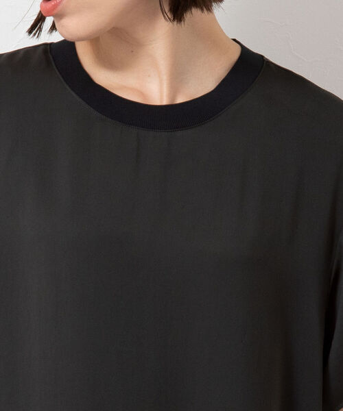 NOLLEY’S（ノーリーズ）の「【WEB限定サイズあり】サテンTシャツワンピース（ワンピース・レディース・チャコールグレー/ブラック/ネイビー・2/3）」の7枚目の写真