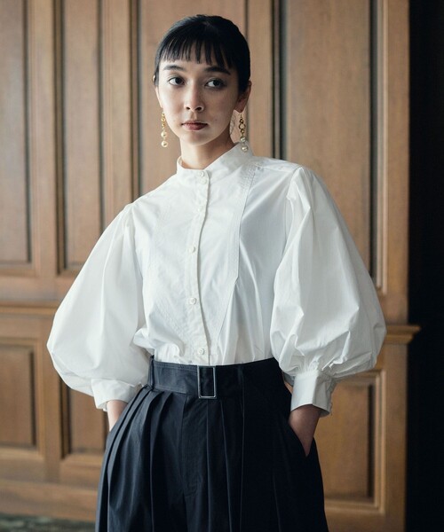 MATURED（マチュアード）の「パフスリーブボリュームブラウス（シャツ/ブラウス・レディース・ブラック/オフホワイト/カーキ・FREE）」の17枚目の写真