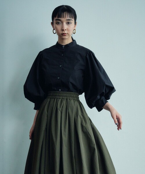 MATURED（マチュアード）の「パフスリーブボリュームブラウス（シャツ/ブラウス・レディース・ブラック/オフホワイト/カーキ・FREE）」の21枚目の写真