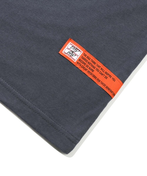NO NEED（ノーニード）の「BAD IN BAD LAYER LOGO TEE ベドインベドレイヤーロゴTシャツ　　bib-22su01/韓国セレクト/韓国ブランド/（Tシャツ/カットソー・メンズ・グレー/チャコールグレー/ライトグレー・M/L）」の11枚目の写真