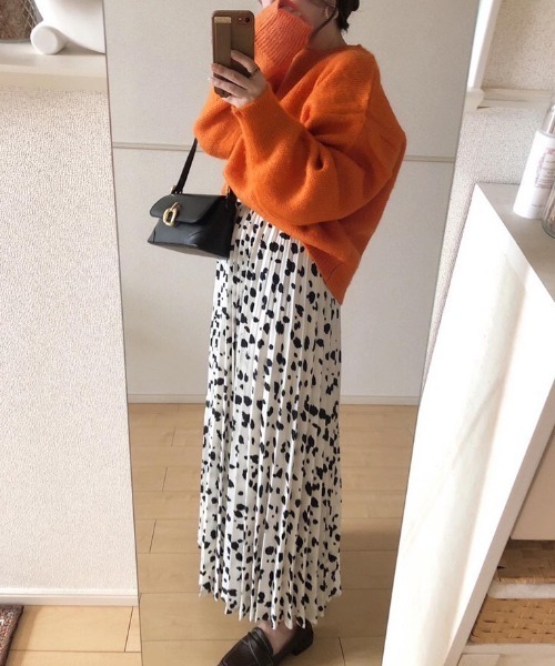 WEGO(ウィゴー)の「WEGO/モヘアライクプルオーバー(ニット/セーター・レディース・ブラック/ブラウン/オレンジ/グリーン/アイボリー・FREE)」の6枚目の写真