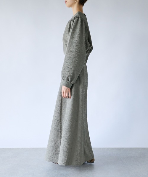 un dix cors（アンディコール）の「エンボスフラワー柄前後2WAY