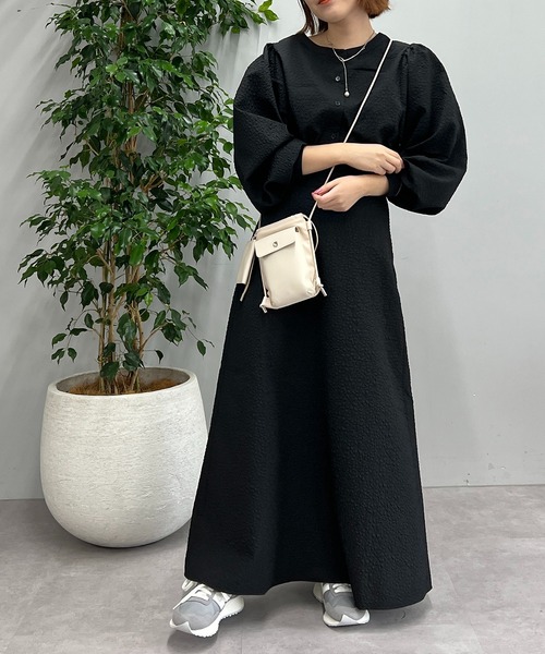 un dix cors（アンディコール）の「エンボスフラワー柄前後2WAY