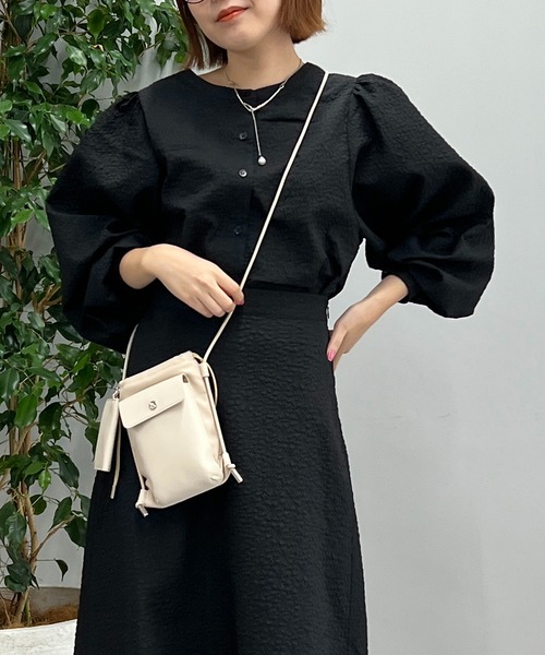 Flower様 un dix cors など3点 un dix cors（アンディコール）の「エンボスフラワー柄前後2WAY