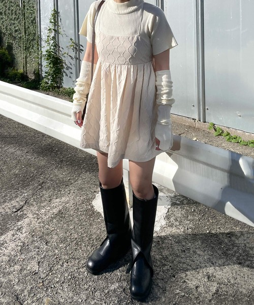 Alley by w closet(アリーバイダブルクローゼット)の「【Alley】キラ星刺繍バッククロスチュニック(チュニック・レディース・ライトブルー/ブラック/アイボリー・FREE)」の4枚目の写真