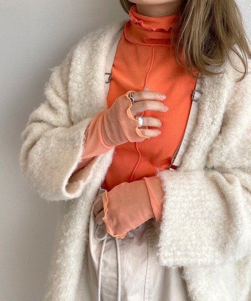 w closet（ダブルクローゼット）の「シアーカフハイネックプルオーバー（Tシャツ/カットソー・レディース・ブラック/オフホワイト/サックスブルー/ピンク/ライム/オレンジ/ラベンダー/シルバー/ベージュ・FREE）」の8枚目の写真