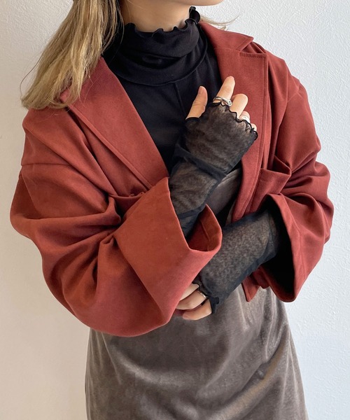 w closet（ダブルクローゼット）の「シアーカフハイネックプルオーバー（Tシャツ/カットソー・レディース・ブラック/オフホワイト/サックスブルー/ピンク/ライム/オレンジ/ラベンダー/シルバー/ベージュ・FREE）」の2枚目の写真