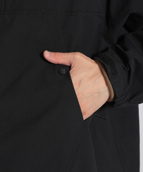 niko and...（ニコアンド）の「[CITY CREEK]フロントポケットアノラック（マウンテンパーカー・メンズ・オリーブ・MEDIUM）」の5枚目の写真