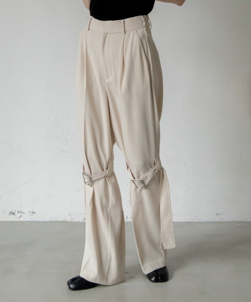 VACANCY(ヴァカンシー)の「ボンテージスラックスパンツ(スラックス・レディース・チャコールグレー/アイボリー・FREE)」の3枚目の写真