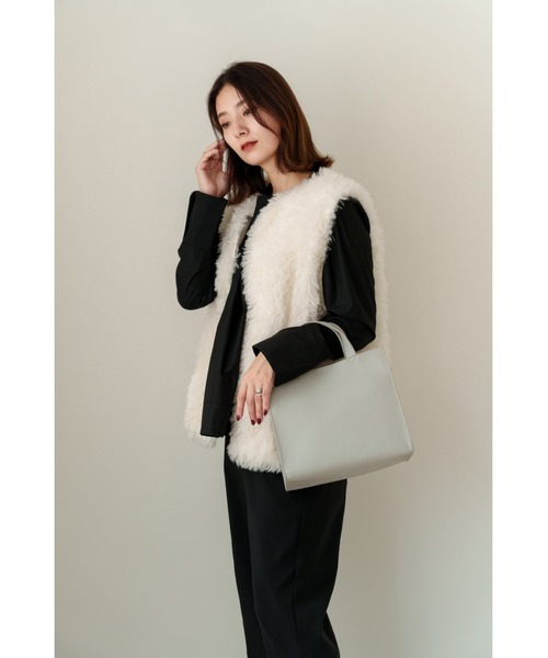 Rename（リネーム）の「Rename フェイクレザー スクエア シンプル ミニ ワンハンドル ハンドバッグ（トートバッグ・レディース・ブラック/グリーン/キャメル/グレー/ブラウン系その他/グレイッシュベージュ・FREE）」の11枚目の写真