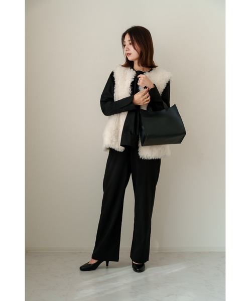 Rename（リネーム）の「Rename フェイクレザー スクエア シンプル ミニ ワンハンドル ハンドバッグ（トートバッグ・レディース・ブラック/グリーン/キャメル/グレー/ブラウン系その他/グレイッシュベージュ・FREE）」の8枚目の写真