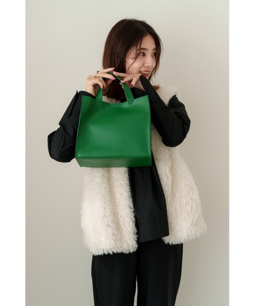 Rename（リネーム）の「Rename フェイクレザー スクエア シンプル ミニ ワンハンドル ハンドバッグ（トートバッグ・レディース・ブラック/グリーン/キャメル/グレー/ブラウン系その他/グレイッシュベージュ・FREE）」の14枚目の写真