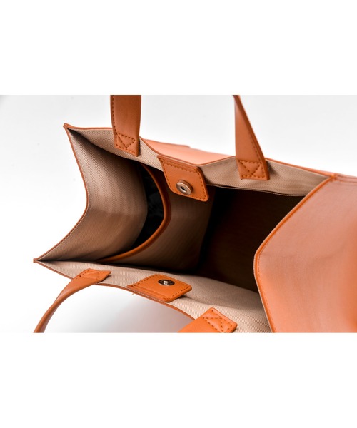 Rename（リネーム）の「Rename フェイクレザー スクエア シンプル ミニ ワンハンドル ハンドバッグ（トートバッグ・レディース・ブラック/グリーン/キャメル/グレー/ブラウン系その他/グレイッシュベージュ・FREE）」の16枚目の写真