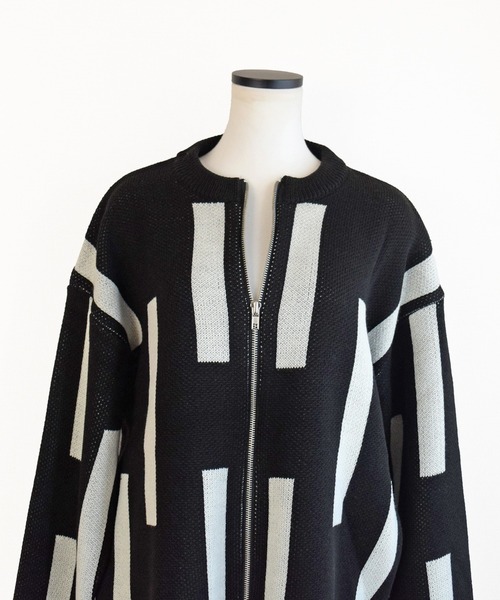 Marient(マリエント)の「スティックZIPニットカーディガン(カーディガン/ボレロ・レディース・ベージュ/ブラック・FREE)」の14枚目の写真