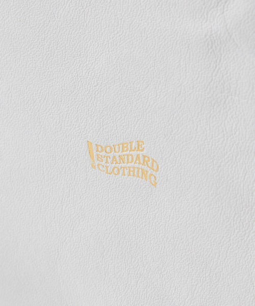 DOUBLE STANDARD CLOTHING（ダブルスタンダードクロージング）の「スムースレザーバッグ（ショルダーバッグ・レディース・ベージュ/ホワイト/ライトグリーン・FREE）」の5枚目の写真